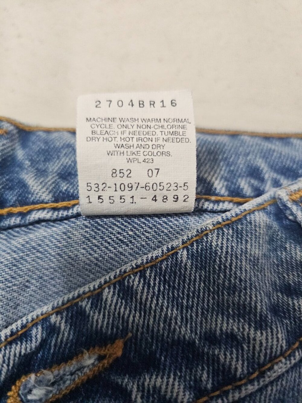 Levi's Vintage 550 - Picture 2 of 8